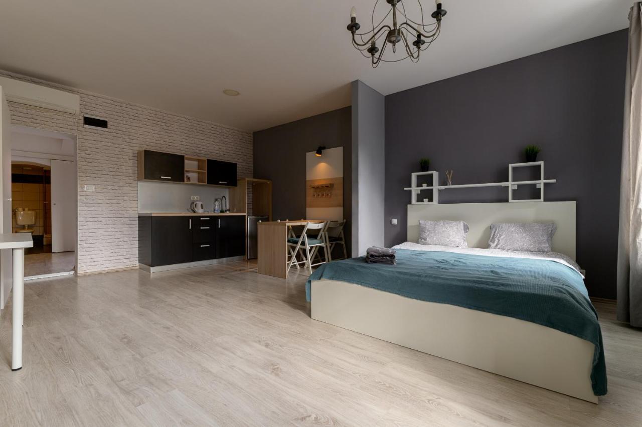 Euro Square Studios Загреб Экстерьер фото